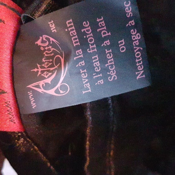 Black lace dress - Picture 7 of 9